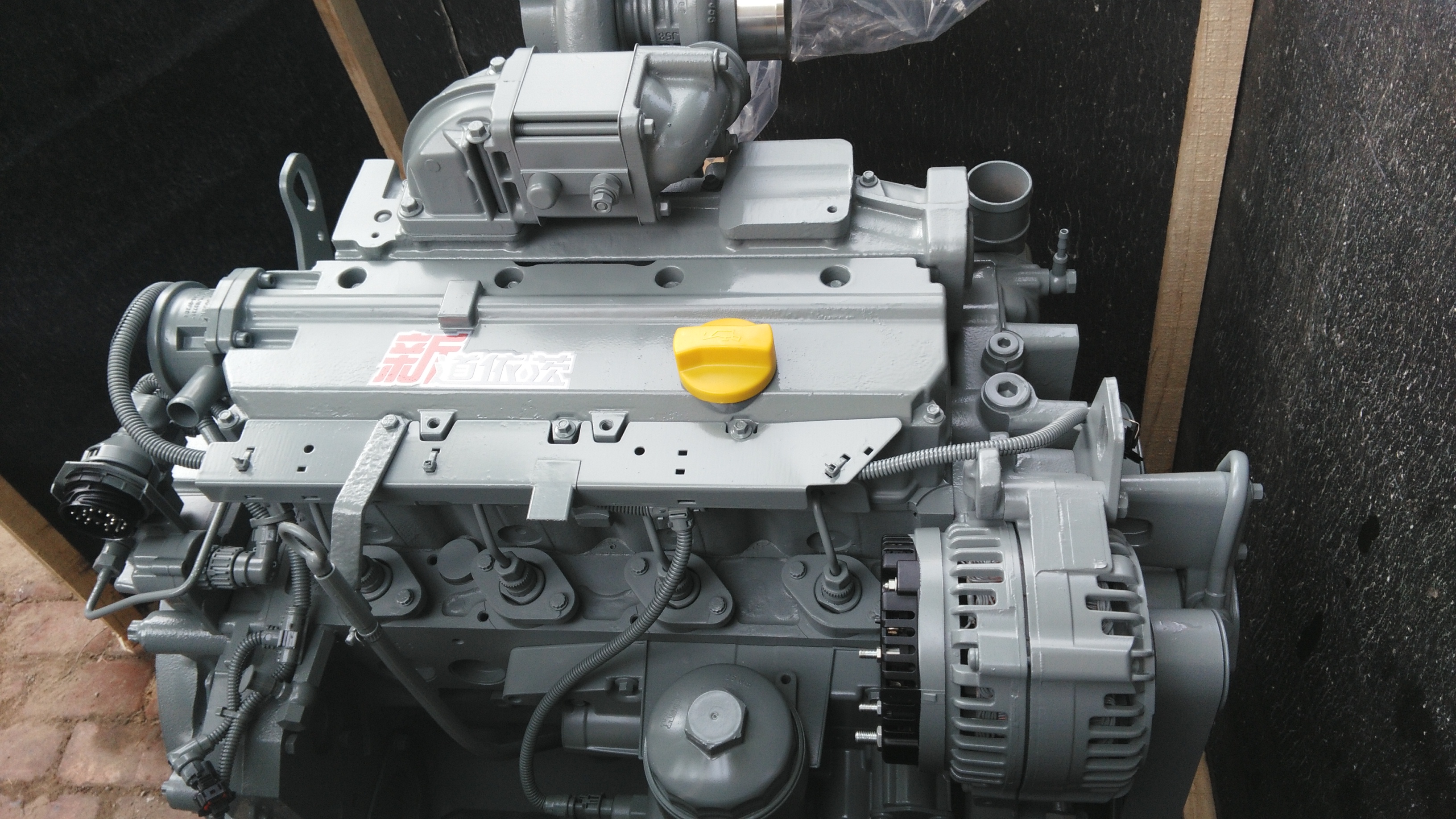 Brand new diesel engine BF4M2012